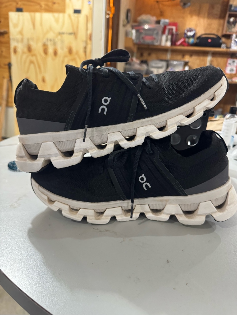 On Cloud Women’s Swift 3 Running Shoes Size 9.5